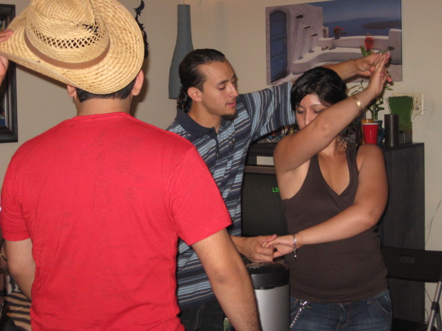 617x456 pixels (100K)